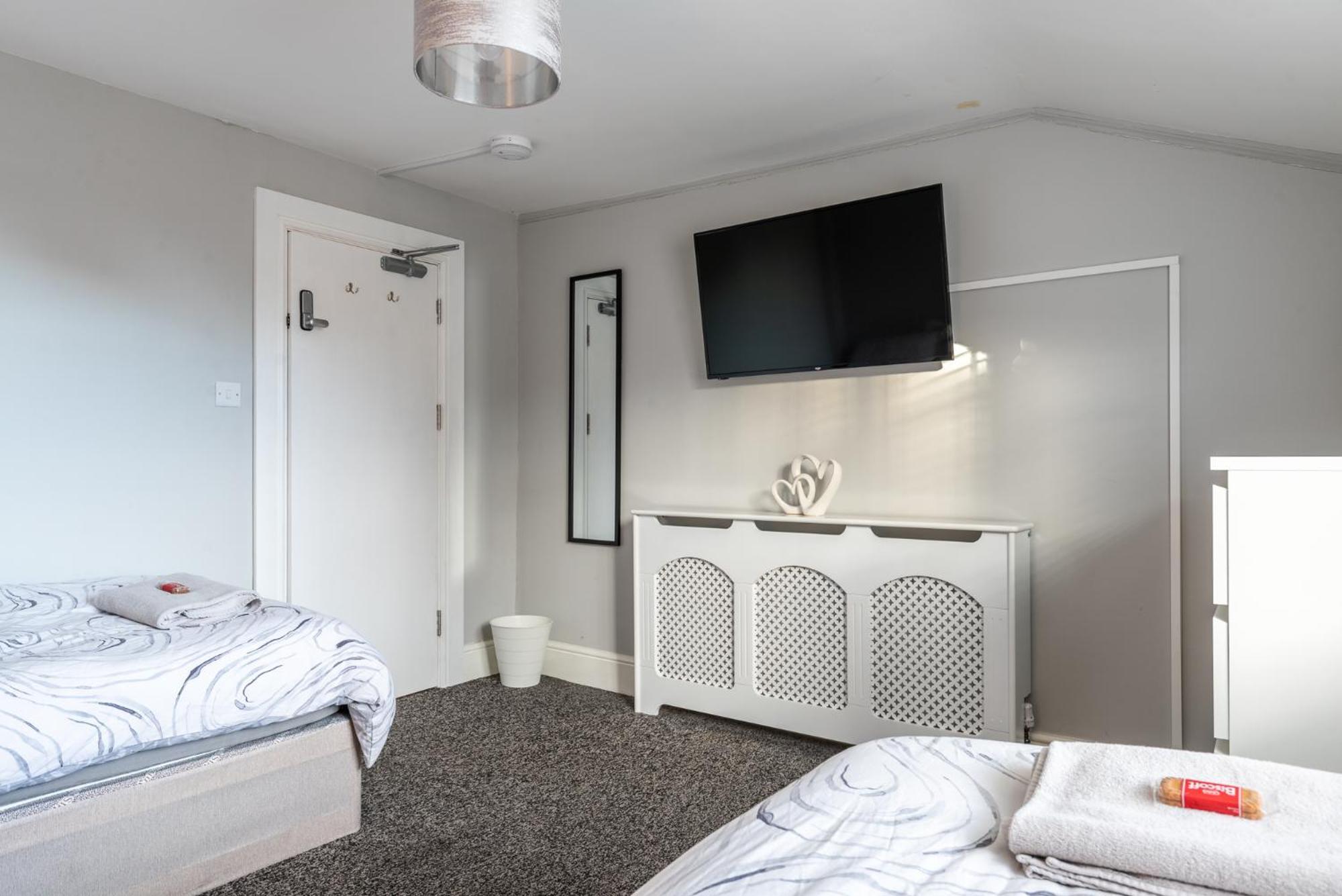 Airfield Manor Pension Castle Donington Buitenkant foto